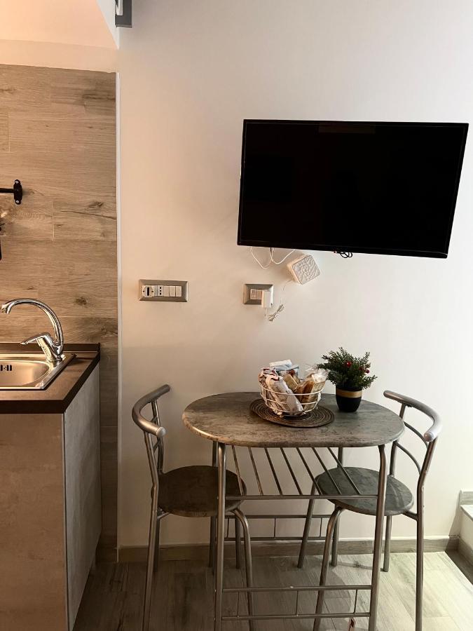 La Casa Di Raffaele Napoli Centro B&B 외부 사진