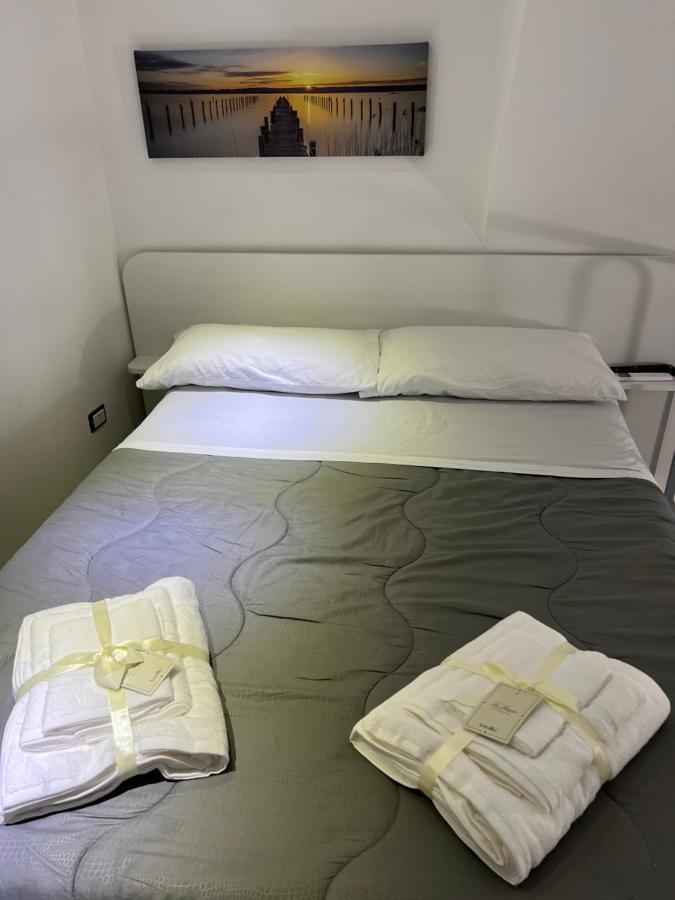 La Casa Di Raffaele Napoli Centro B&B 외부 사진