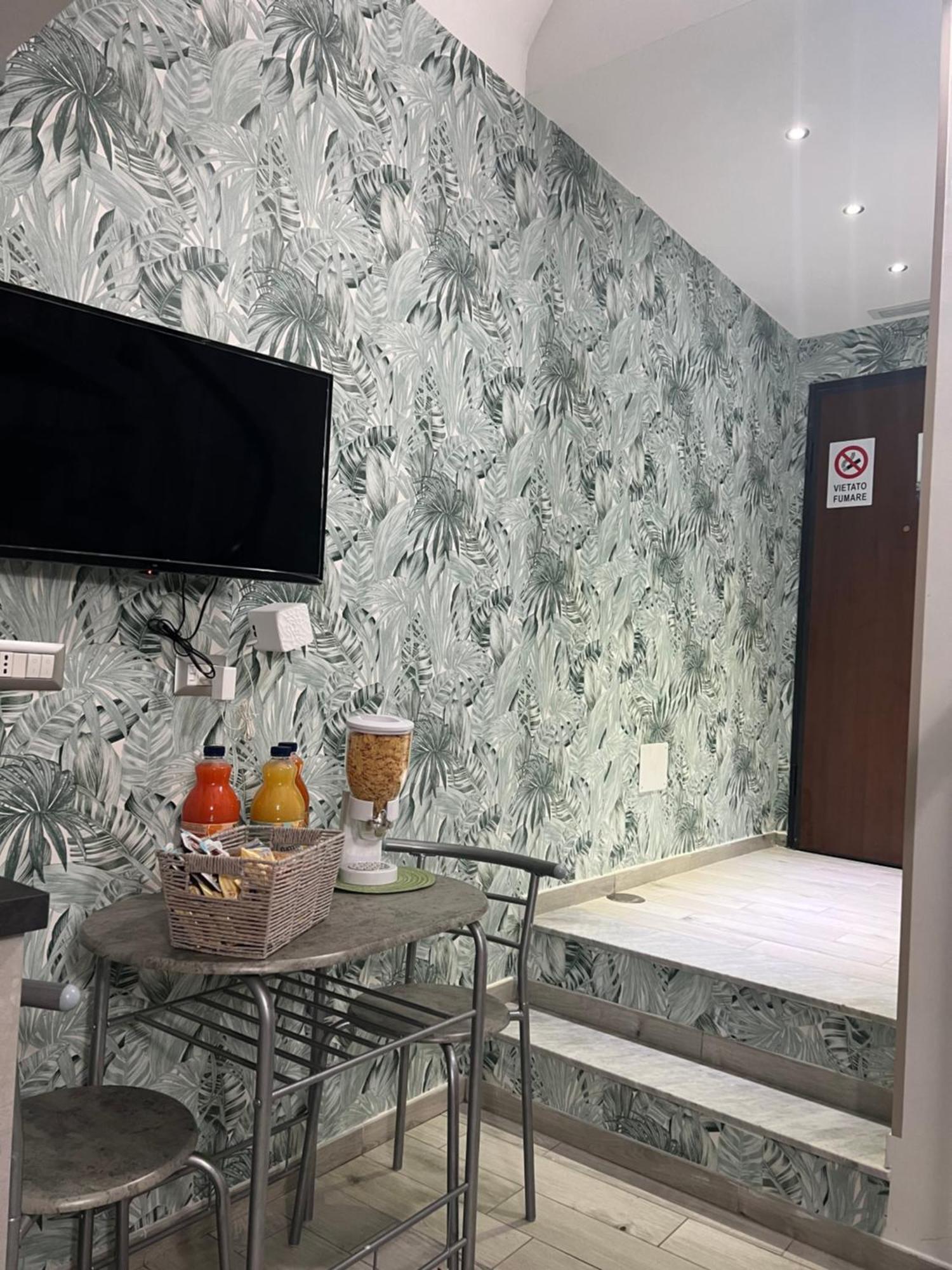 La Casa Di Raffaele Napoli Centro B&B 외부 사진